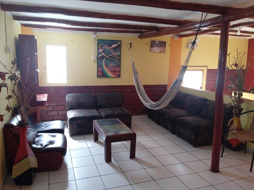 Andes Hostel Huaraz  Exterior photo