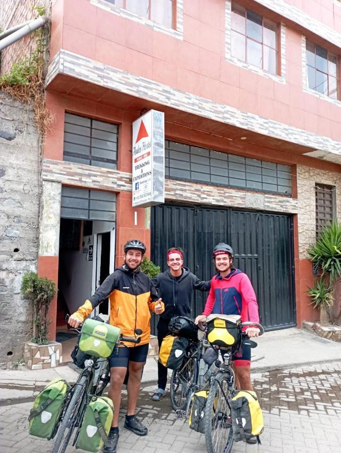 Andes Hostel Huaraz  Exterior photo